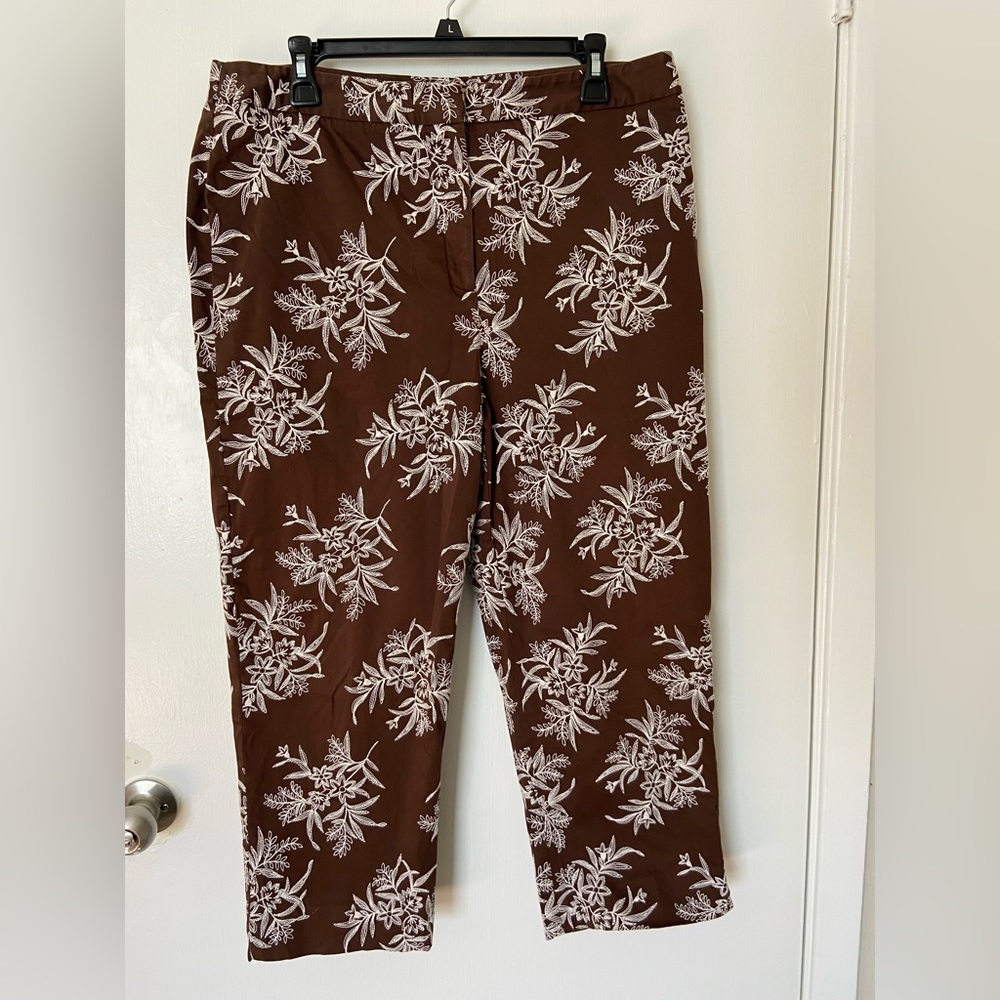 Jones New York Dark Brown Light Beige Applique Flowers Leaves Pants Size 16